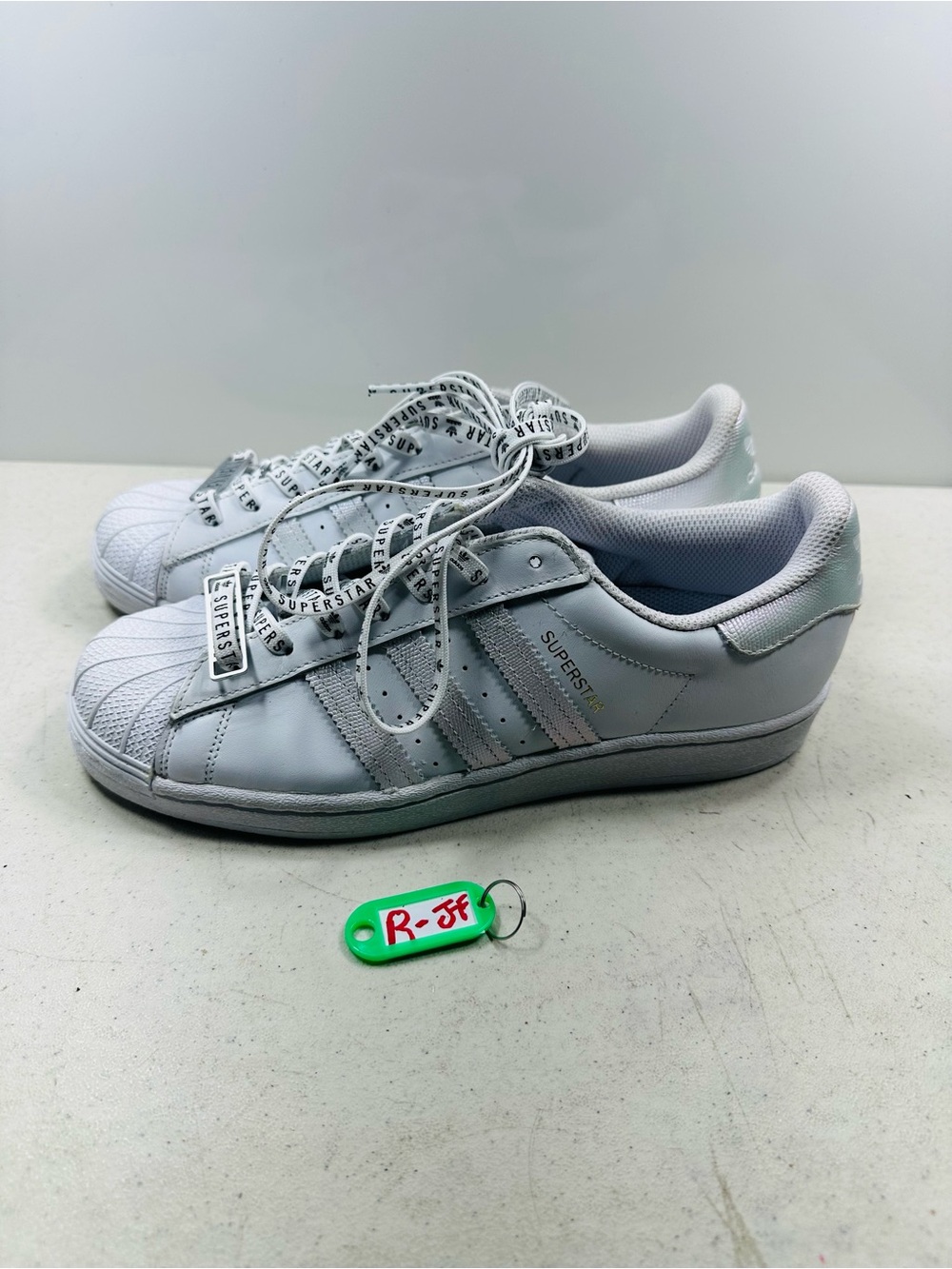 Women's Adidas SuperStar Athletic Shoes - FV3392 - Size 9,5